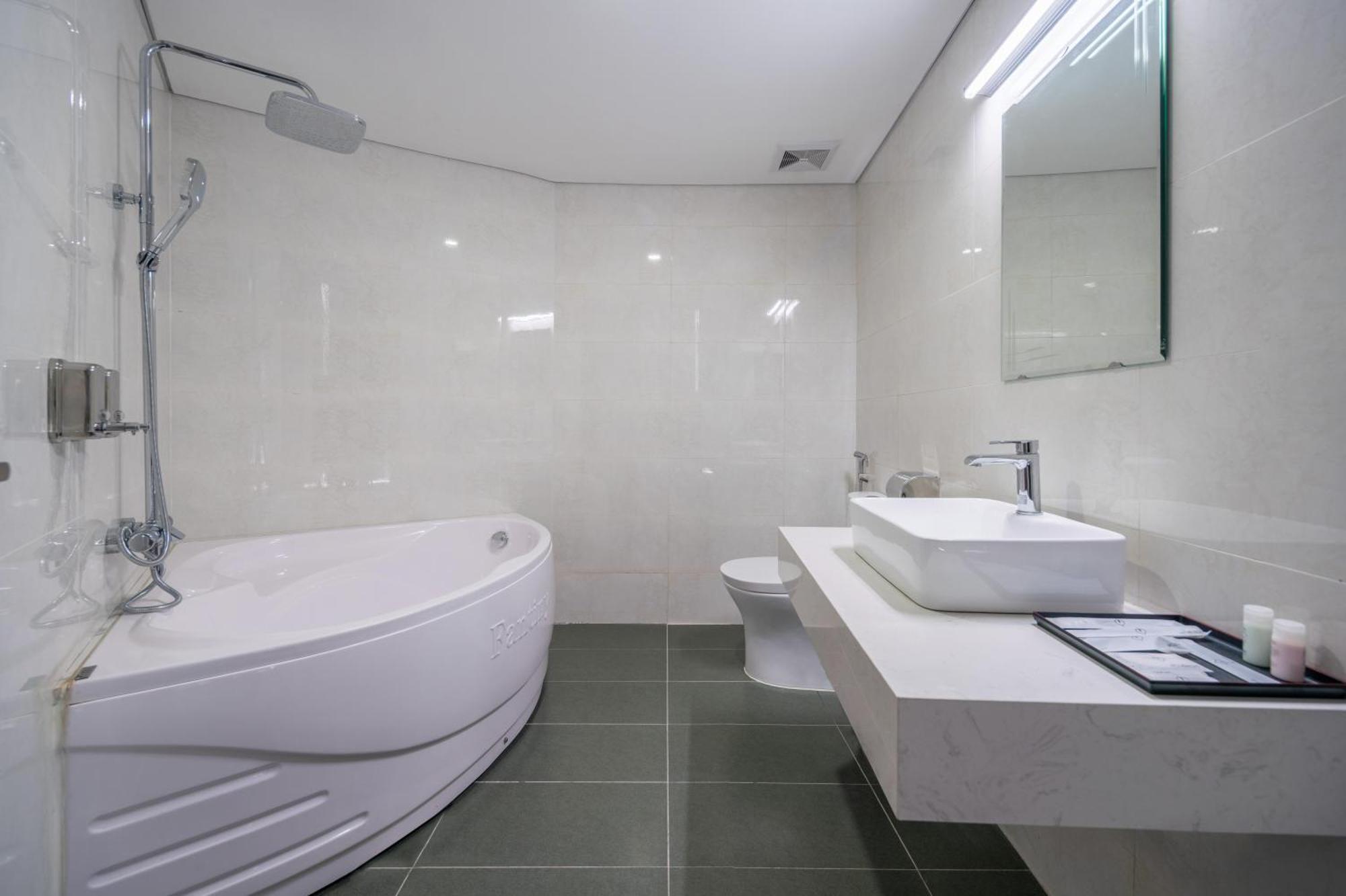 Jacayl Hotel Tcg Hanoi Dış mekan fotoğraf